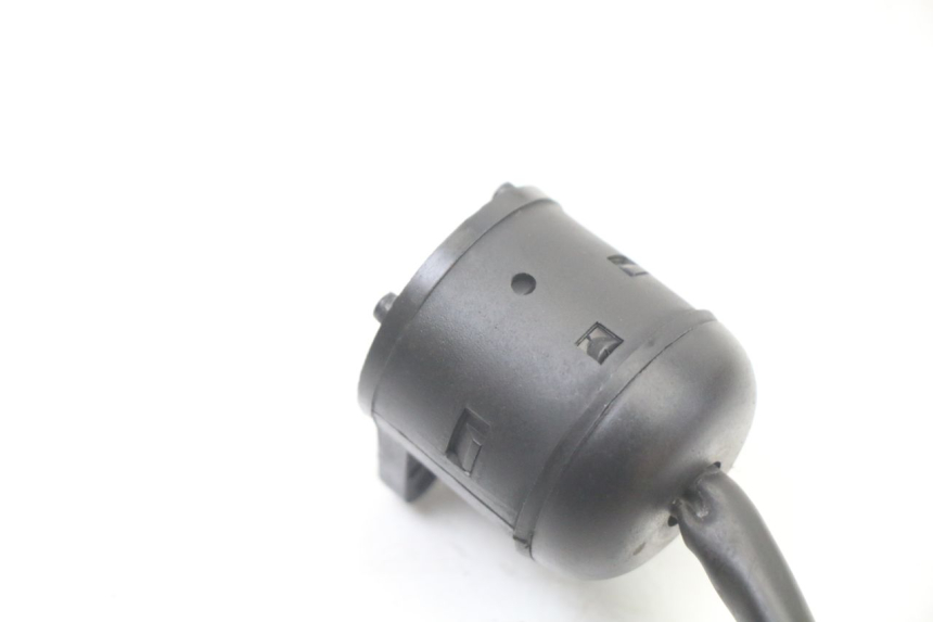 photo de INTERRUTTORE YAMAHA TZR 50 (2008 - 2016) - Primo piano tecnico