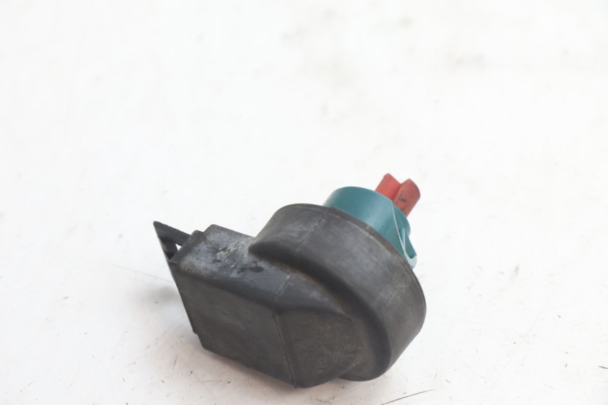 photo de INTERRUTTORE DI ACCENSIONE PIAGGIO ZIP 2T 50 (2009 - 2019) - Zoom sullo stato d'uso