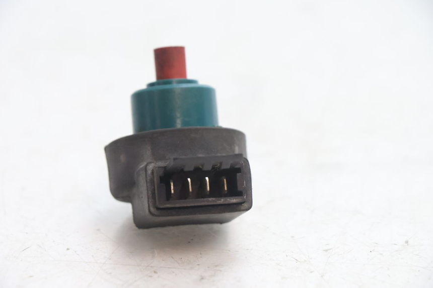 photo de INTERRUTTORE DI ACCENSIONE PIAGGIO ZIP 2T 50 (2009 - 2019) - Altra angolazione