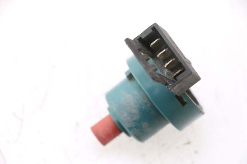 photo de INTERRUTTORE DI ACCENSIONE PIAGGIO ZIP 2T 50 (2009 - 2019) - Altra angolazione