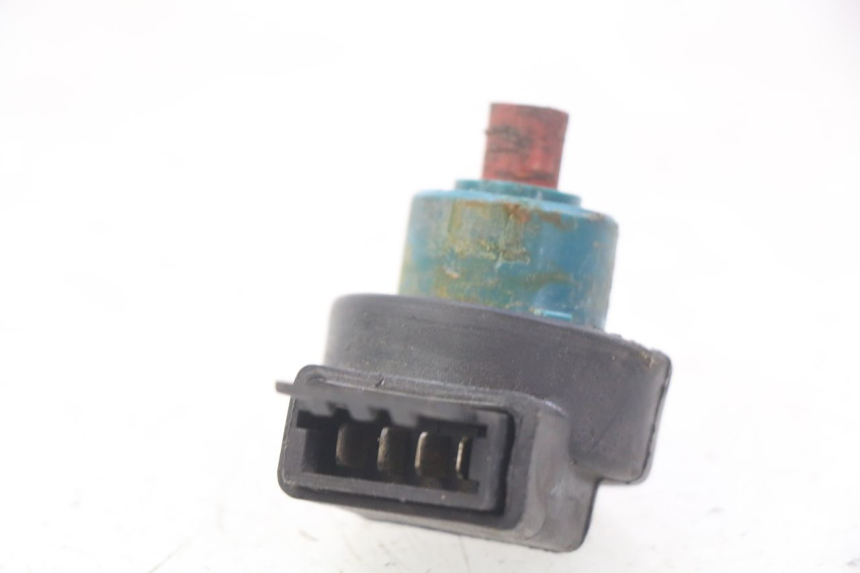 photo de INTERRUTTORE DI ACCENSIONE PIAGGIO ZIP 4T 50 (2018 - 2020) - Zoom sullo stato d'uso