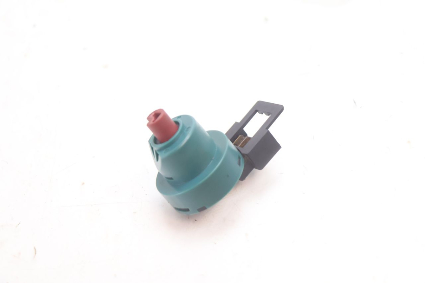 photo de INTERRUTTORE PIAGGIO ZIP 4T 50 (2006 - 2017) - Dettaglio del componente
