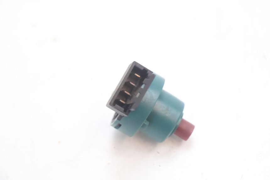 photo de INTERRUTTORE PIAGGIO ZIP 4T 50 (2006 - 2017) - Altra angolazione