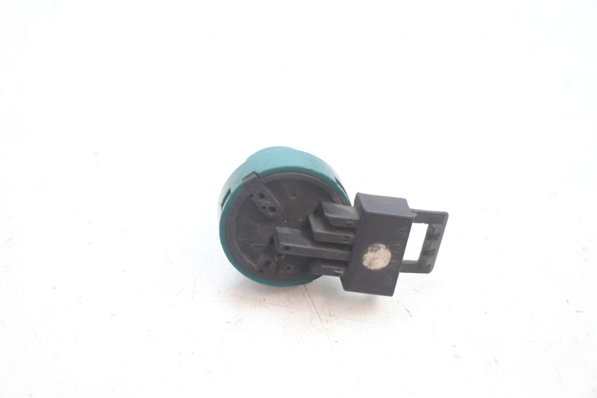 photo de INTERRUTTORE DI ACCENSIONE PIAGGIO ZIP 4T 50 (2018 - 2020) - Altra angolazione