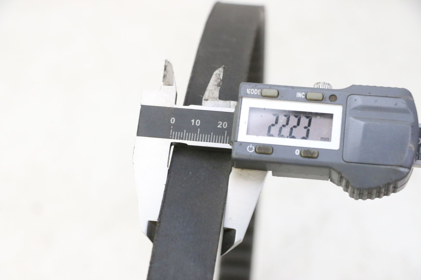 photo de CINGHIA HONDA FES S-WING SWING ABS 125 (2007 - 2015) - Dettaglio del componente