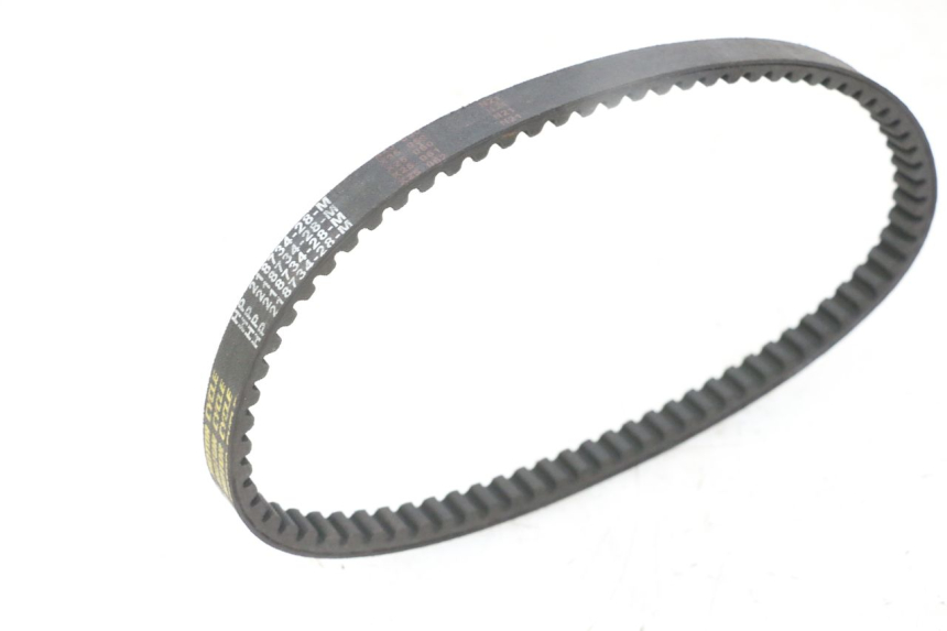 photo de CINGHIA PEUGEOT KISBEE 4T 50 (2018 - 2022) - Vista d'insieme del prodotto