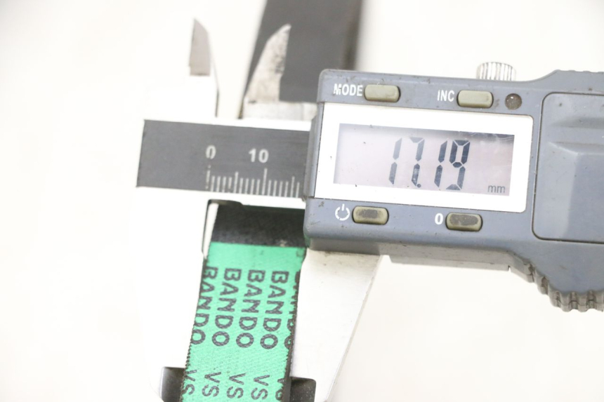 photo de CINGHIA PEUGEOT KISBEE 4T 50 (2010 - 2017) - Dettaglio del componente