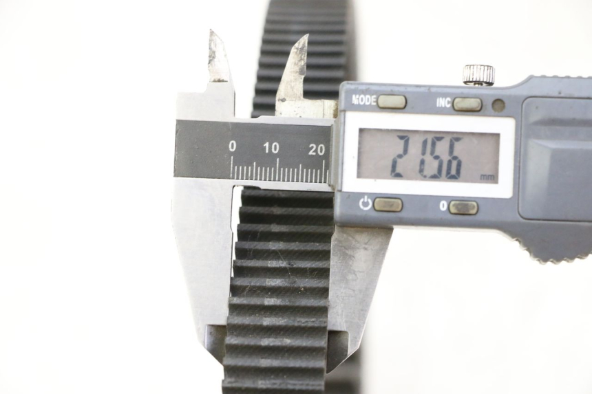 photo de CINGHIA PIAGGIO MP3 LT 300 (2010 - 2016) - Dettaglio del componente