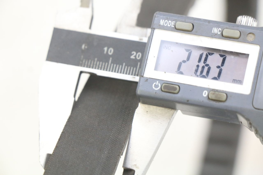 photo de CINGHIA PEUGEOT SATELIS 125 (2006 - 2009) - Dettaglio del componente