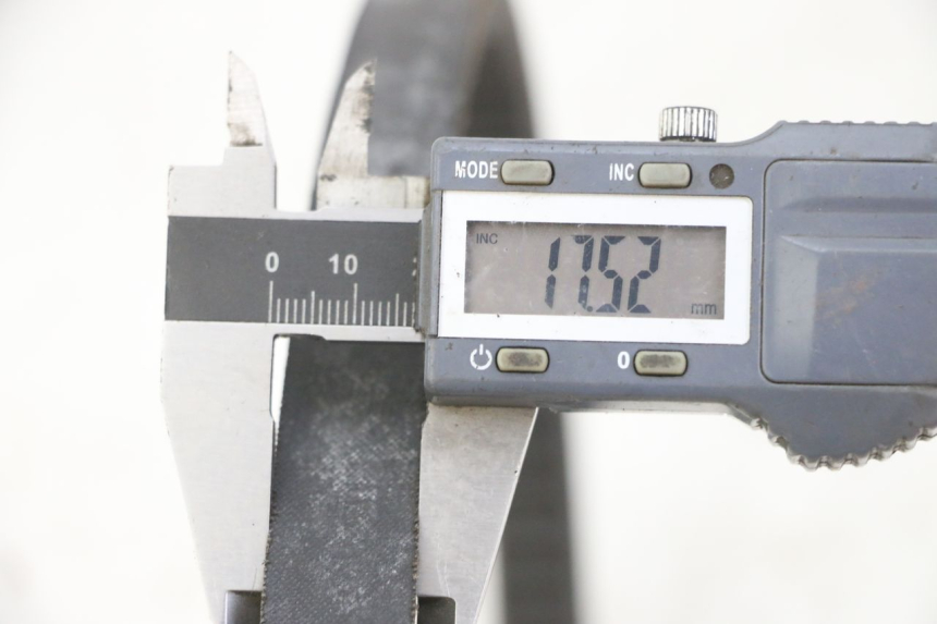 photo de CINGHIA PEUGEOT SPEEDFIGHT 2 LC 50 (2000 - 2009) - Dettaglio del componente