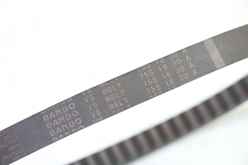 photo de CINGHIA PEUGEOT STREETZONE I 2T 50 (2018 - 2020) - Zoom sullo stato d'uso