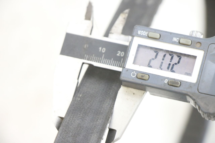 photo de CINGHIA YAMAHA X-MAX XMAX 250 (2006 - 2009) - Dettaglio del componente