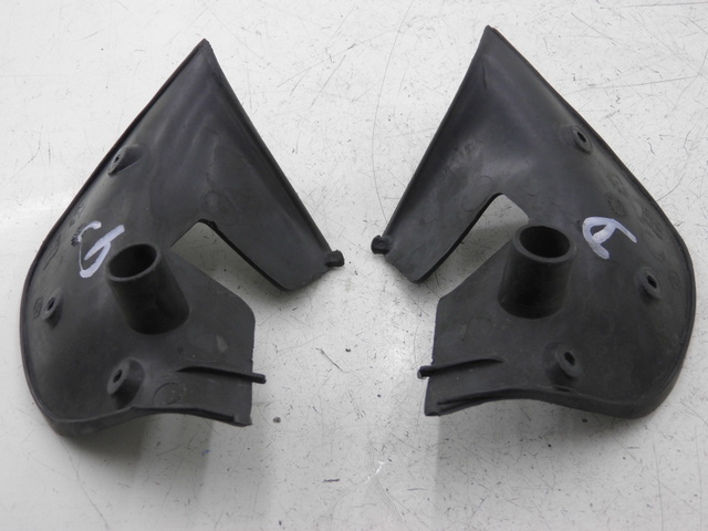 photo de COPRIMANUBRIO PIAGGIO SUPER LX 125 (2000 - 2003) - Dettaglio del componente