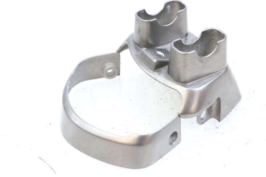 photo de COPERCHIO MANUBRIO KYMCO AGILITY RS 4T 50 (2009 - 2013) - Zoom sullo stato d'uso