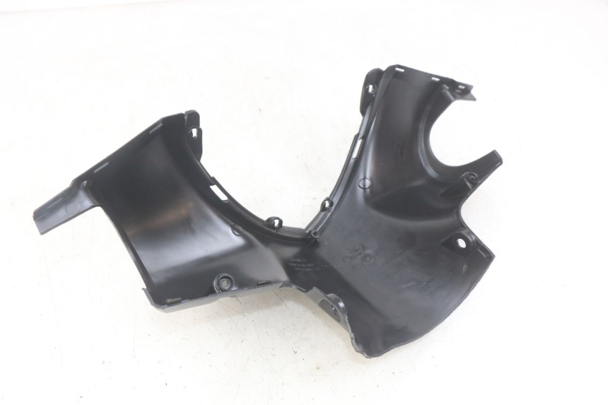 photo de COFANO MANUBRIO POSTERIORE KYMCO AGILITY 16+ 4T 50 (2018 - 2023) - Primo piano tecnico