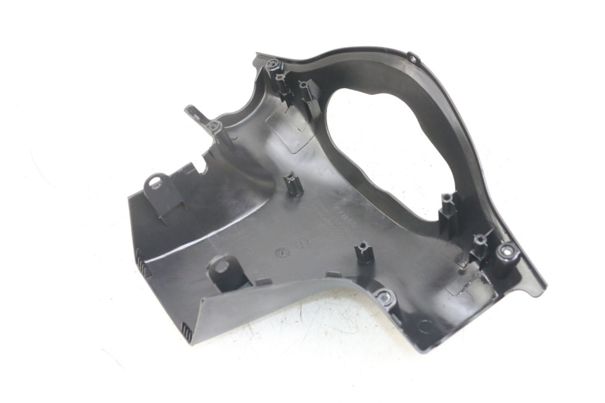 photo de COPRI MANUBRIO POSTERIORE KYMCO AGILITY 4T 50 (2018 - 2022) - Dettaglio del componente