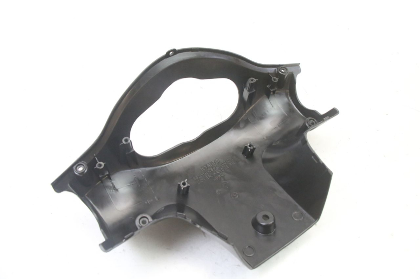 photo de COPRI MANUBRIO POSTERIORE KYMCO AGILITY 4T 50 (2005 - 2018) - Altra angolazione