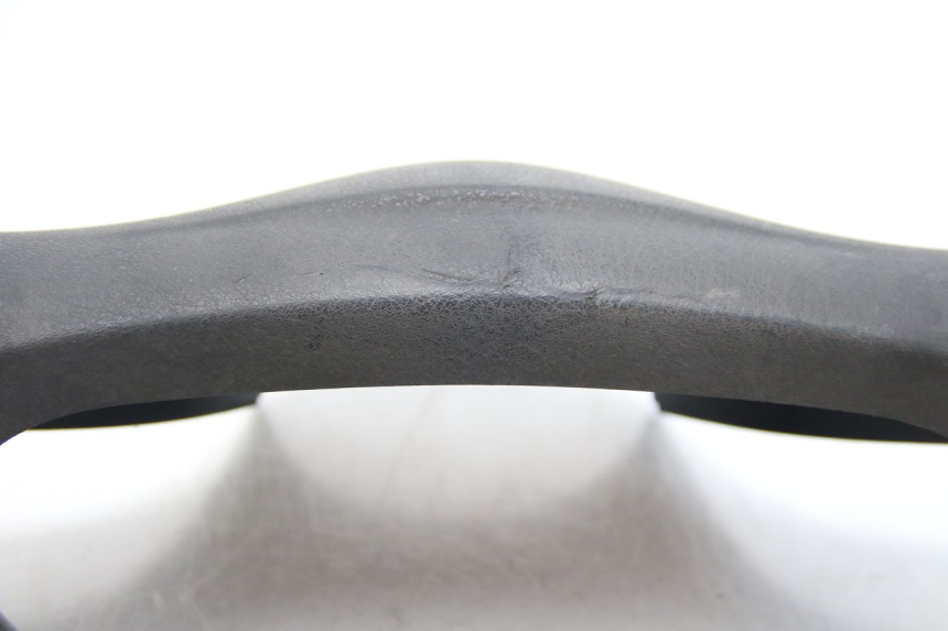 photo de COPRI MANUBRIO POSTERIORE DERBI BOULEVARD 50 (2009 - 2006) - Zoom sui componenti