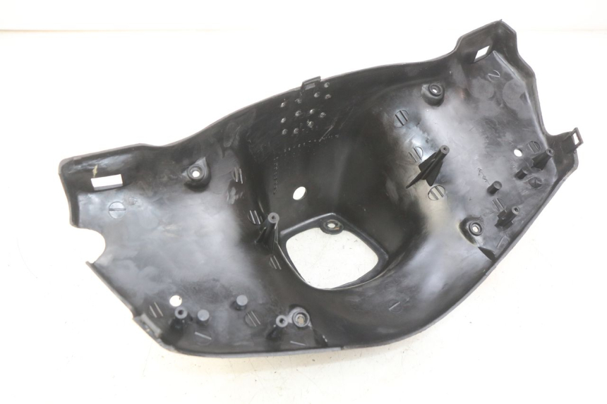 photo de COFANO MANUBRIO POSTERIORE TGB CITY 2 50 (2009 - 2013) - Vista d'insieme del prodotto