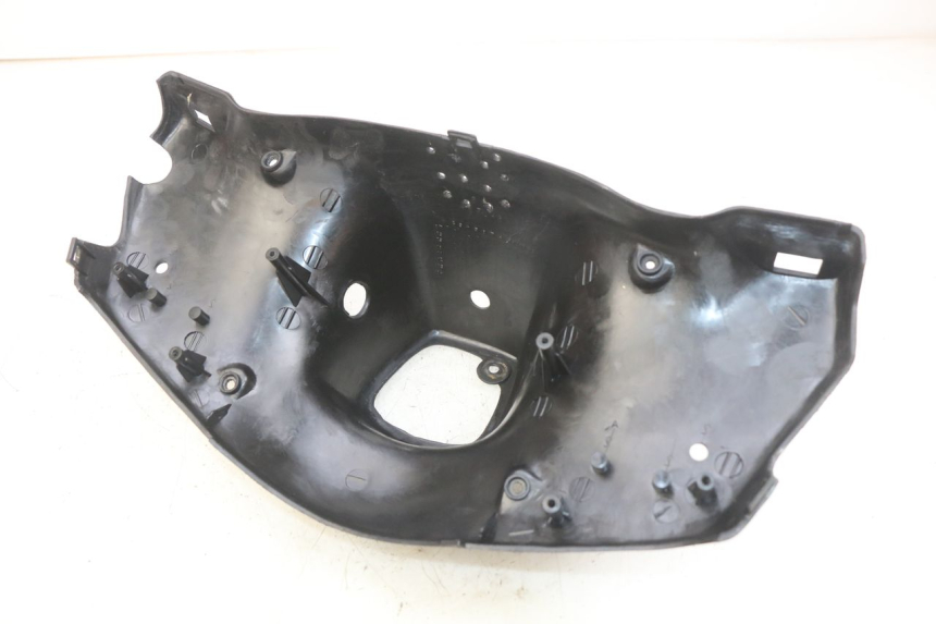 photo de COFANO MANUBRIO POSTERIORE TGB CITY 2 50 (2009 - 2013) - Dettagli dei punti di fissaggio