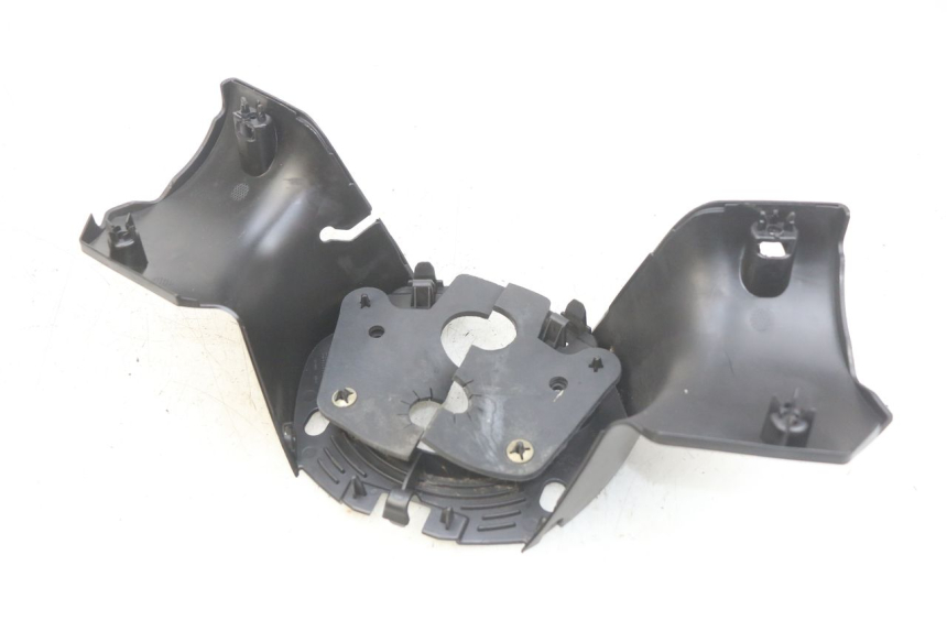 photo de COPRI MANUBRIO POSTERIORE PEUGEOT CITYSTAR 125 (2011 - 2017) - Vista principale