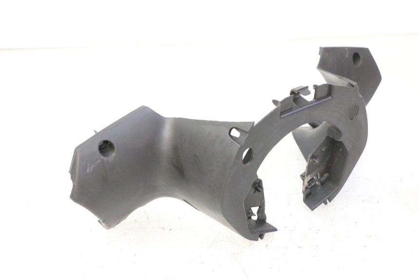 photo de COPRI MANUBRIO POSTERIORE PEUGEOT CITYSTAR 50 (2013 - 2017) - Altra angolazione