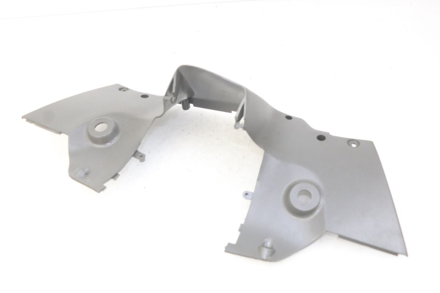 photo de COPRI MANUBRIO POSTERIORE SUZUKI CP 80 (1985 - 1996) - Zoom sullo stato d'uso