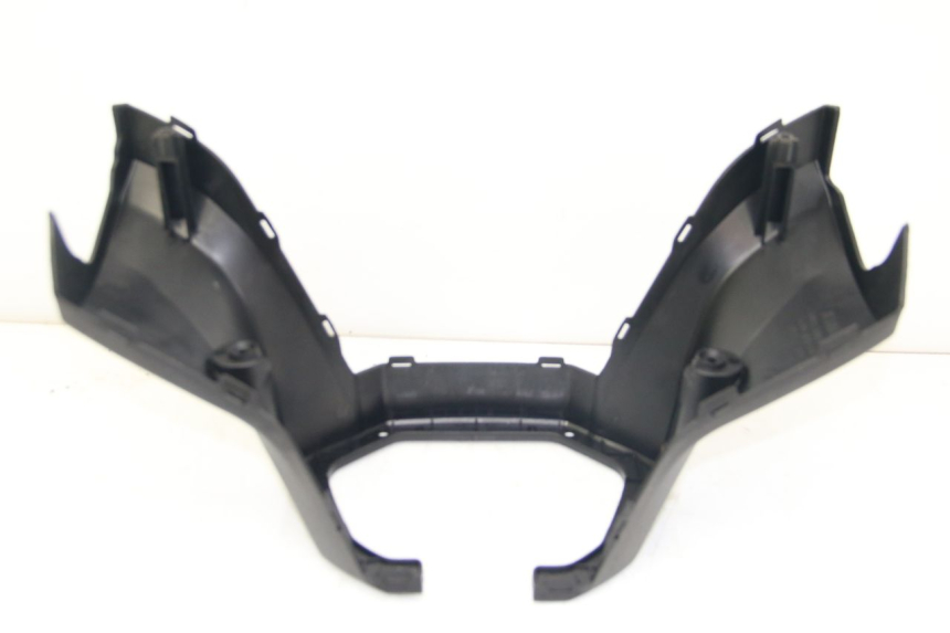 photo de COPRI MANUBRIO POSTERIORE KYMCO DOWNTOWN ABS 125 (2015 - 2017) - Dettaglio del componente