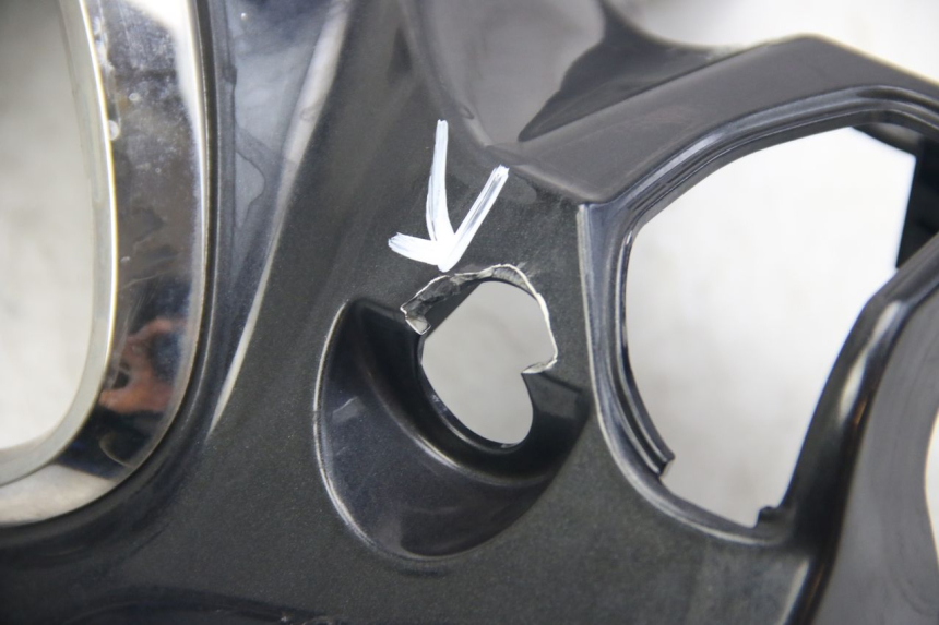 photo de COFANO MANUBRIO POSTERIORE YAMAHA D'ELIGHT DELIGHT 125 (2017 - 2020) - Stato della superficie e materiale