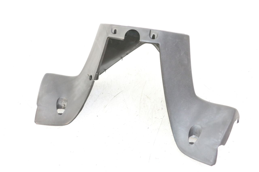 photo de COPRIMANUBRIO POSTERIORE PEUGEOT ELYSTAR 125 (2002 - 2007) - Altra angolazione