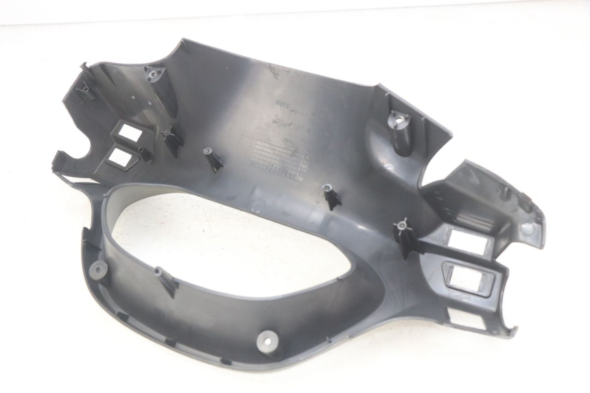 photo de COFANO MANUBRIO POSTERIORE HONDA FES PANTHEON 2T 125 (1998 - 2002) - Altra angolazione