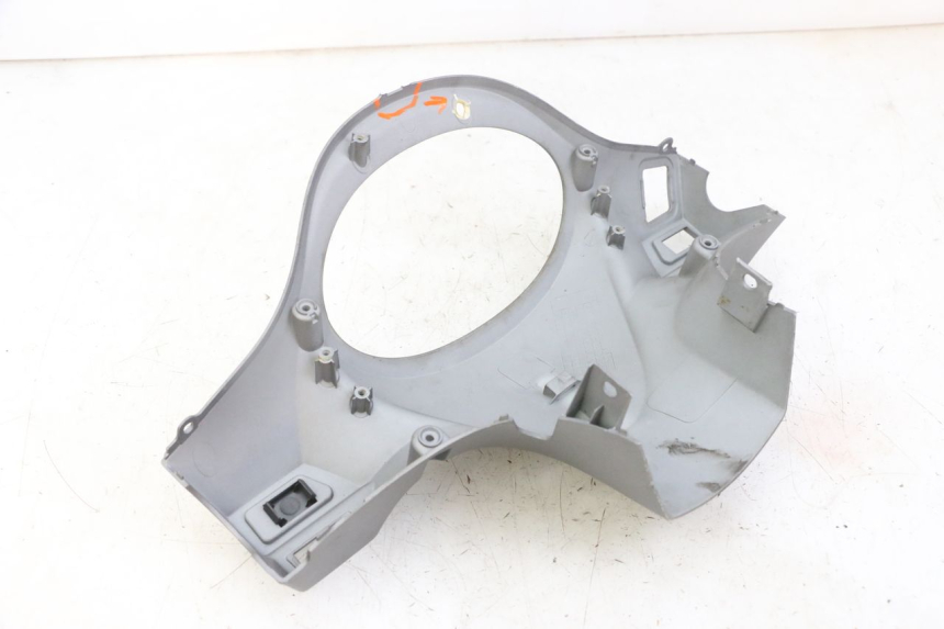 photo de COFANO MANUBRIO POSTERIORE SYM FIDDLE 3 III 125 (2014 - 2020) - Altra angolazione