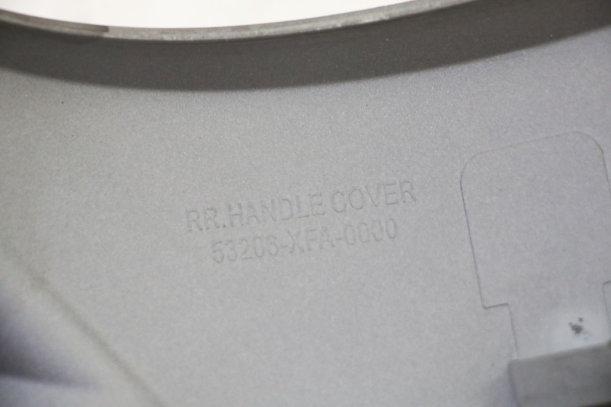 photo de COFANO MANUBRIO POSTERIORE SYM FIDDLE 3 III 125 (2014 - 2020) - Stato della superficie e materiale