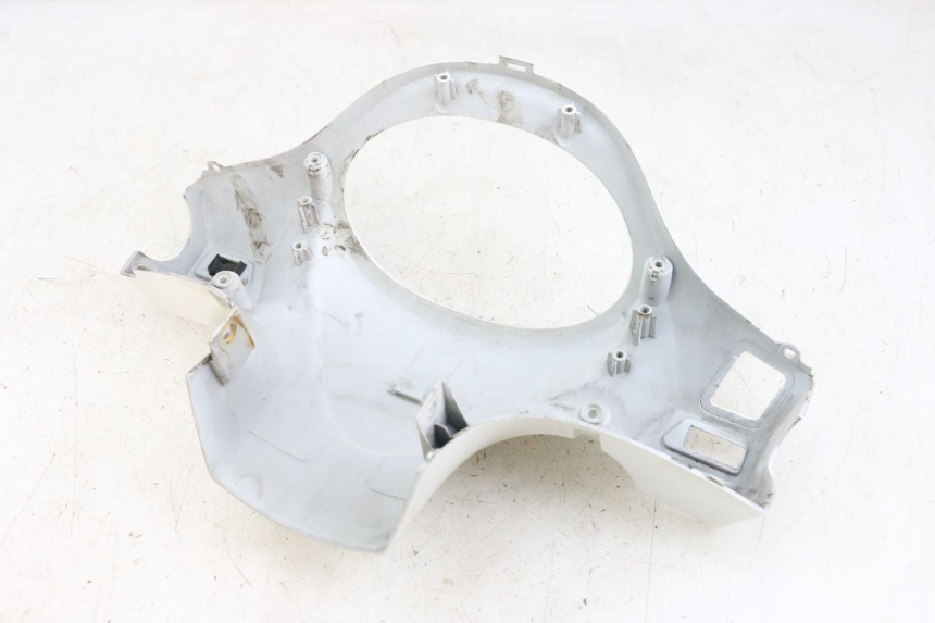 photo de COPRIMANUBRIO POSTERIORE SYM FIDDLE 3 III 50 (2014 - 2020) - Zoom sullo stato d'uso