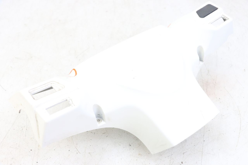 photo de COPRIMANUBRIO POSTERIORE SYM FIDDLE 3 III 50 (2014 - 2020) - Primo piano tecnico