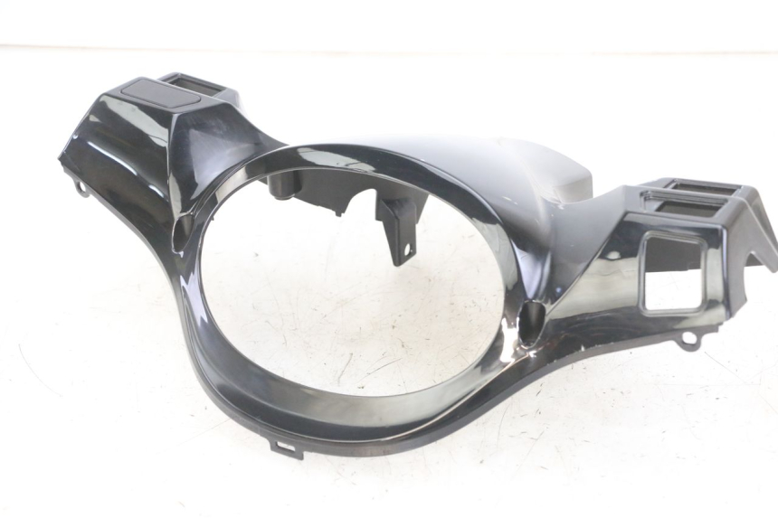 photo de COPRIMANUBRIO POSTERIORE SYM FIDDLE 3 III 50 (2014 - 2020) - Primo piano tecnico