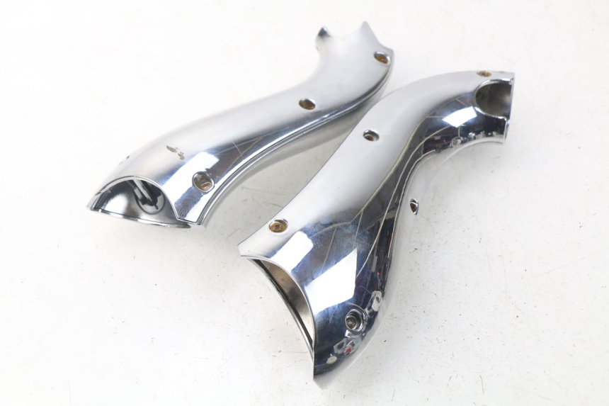 photo de Copri manubrio posteriore EUROCKA FIFTY 50 (2013 - 2022) - Primo piano tecnico