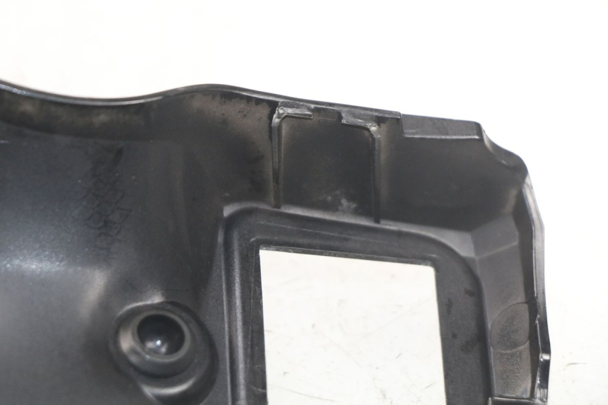 photo de COPERCHIO MANUBRIO POSTERIORE MBK FLIPPER 115 (2013 - 2017) - Altra angolazione