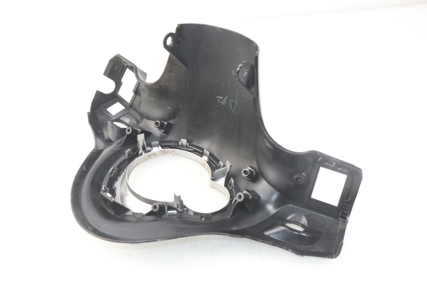 photo de COPERCHIO MANUBRIO POSTERIORE MBK FLIPPER 115 (2013 - 2017) - Dettagli dei punti di fissaggio