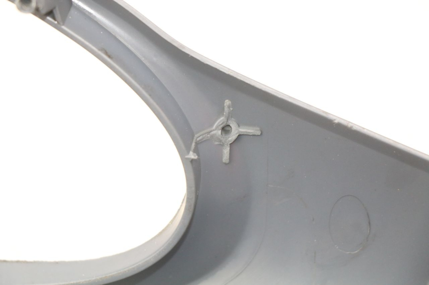 photo de COPRI MANUBRIO POSTERIORE PIAGGIO FLY 100 (2006 - 2010) - Altra angolazione