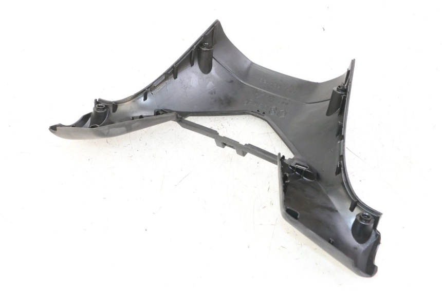 photo de COPRIMANUBRIO POSTERIORE GILERA NEXUS 300 (2008 - 2013) - Dettaglio del componente
