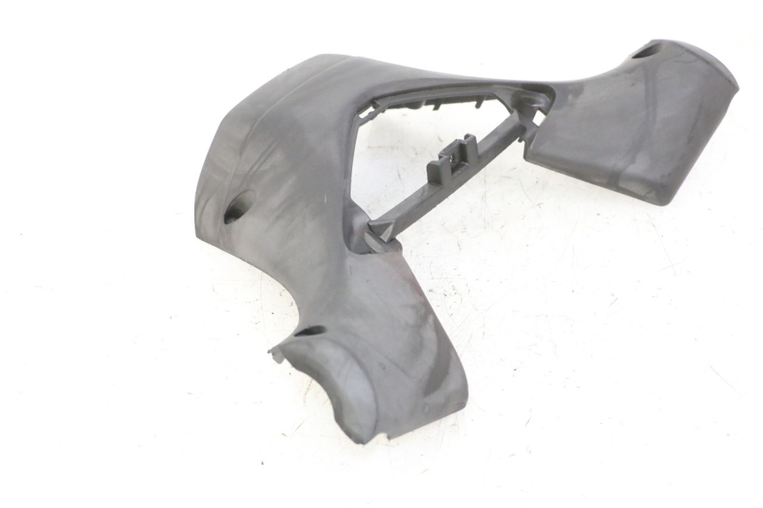 photo de COPRIMANUBRIO POSTERIORE GILERA NEXUS 300 (2008 - 2013) - Primo piano tecnico