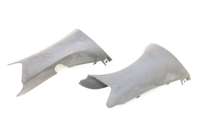 photo de COPRIMANUBRIO POSTERIORE SYM GTS EVO 125 (2009 - 2013) - Zoom sullo stato d'uso