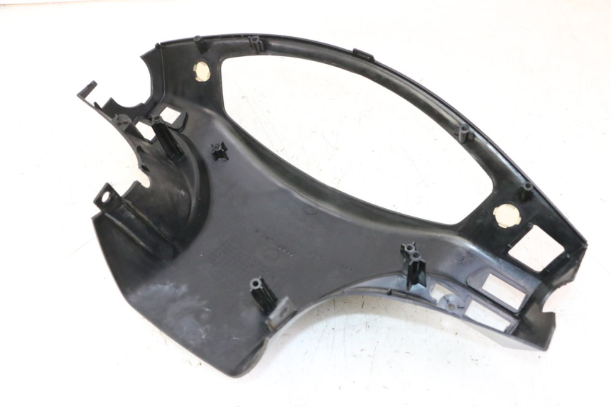 photo de COPRIMANUBRIO POSTERIORE DAELIM HISTORY 125 (2001 - 2002) - Dettagli dei punti di fissaggio