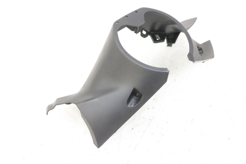 photo de COPRIMANUBRIO POSTERIORE HONDA FORZA 125 (2021 - 2025) - Altra angolazione