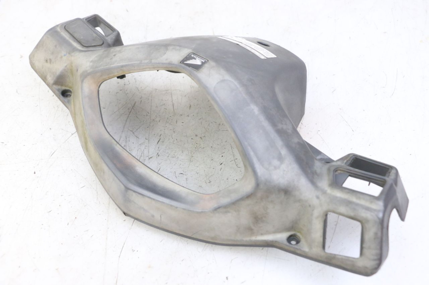 photo de COFANO MANUBRIO POSTERIORE HONDA SCV LEAD 100 (2003 - 2007) - Altra angolazione