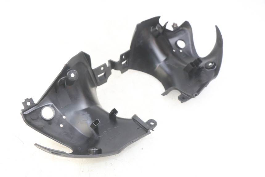 photo de COFANO MANUBRIO POSTERIORE YAMAHA HW XENTER 125 (2011 - 2017) - Vista d'insieme del prodotto