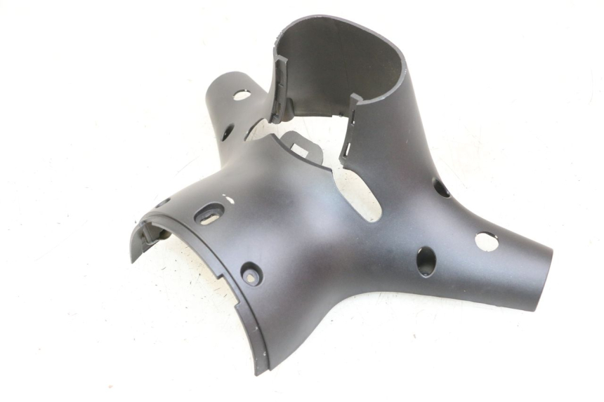 photo de COPRIMANUBRIO POSTERIORE JM MOTORS VX 125 (2022 - 2025) - Altra angolazione