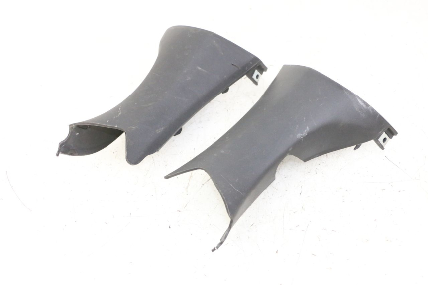 photo de COPRIMANUBRIO POSTERIORE SYM JOYMAX 125 (2010 - 2017) - Zoom sullo stato d'uso