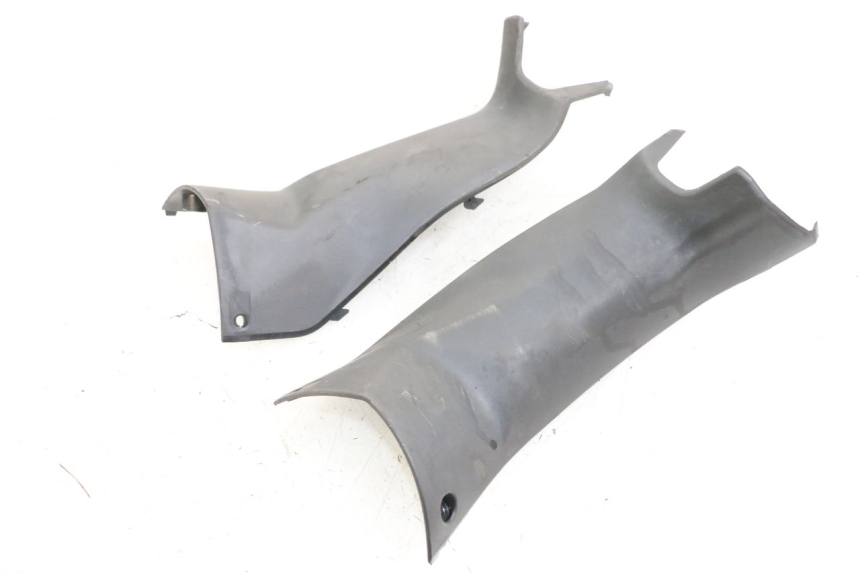 photo de COPRIMANUBRIO POSTERIORE SYM JOYRIDE EVO 125 (2009 - 2016) - Vista principale